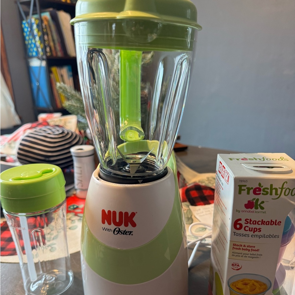 Nuk baby food and smoothie maker brand new oob.
